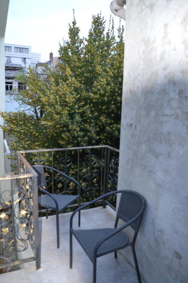 Hotel Mkudro Kutaisi Exteriör bild