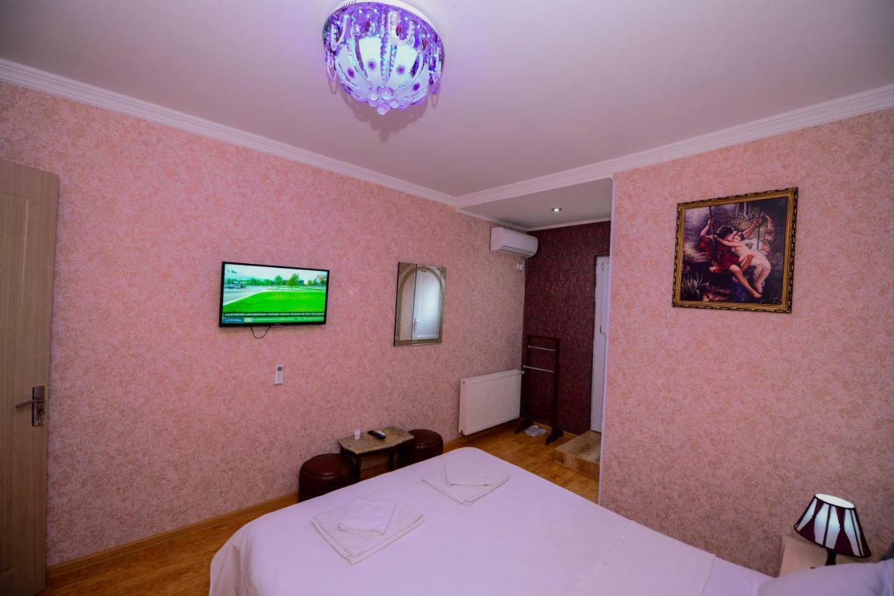 Hotel Mkudro Kutaisi Exteriör bild