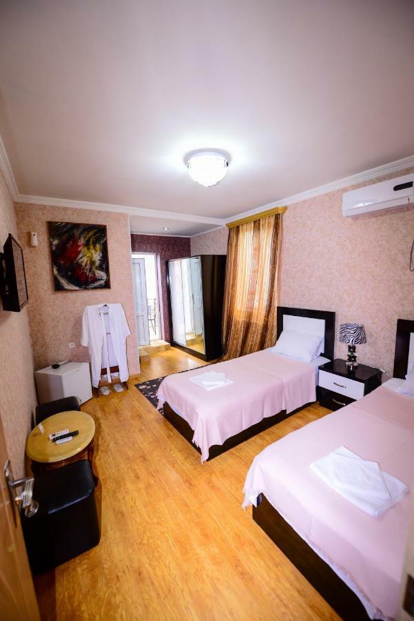 Hotel Mkudro Kutaisi Exteriör bild
