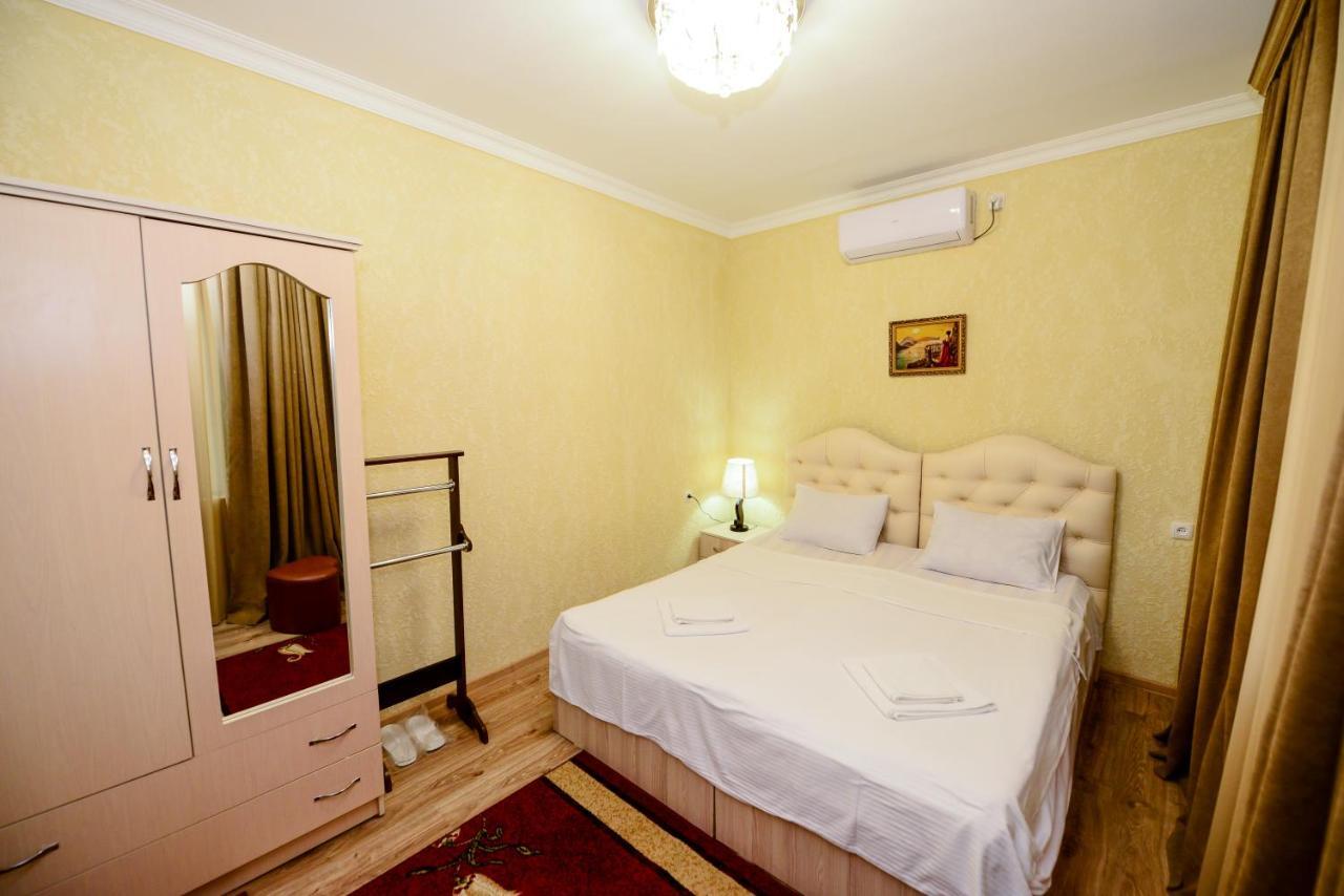 Hotel Mkudro Kutaisi Exteriör bild